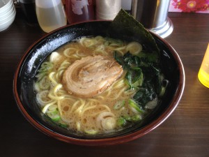 豚骨醤油ラーメン(中盛り)