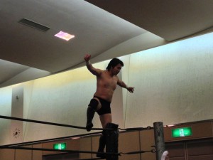 夜高魂の大家健選手