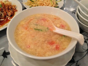玉子とトマトのスープ